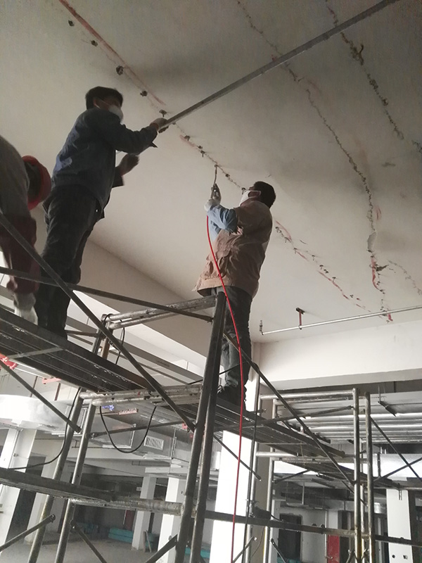 淮北金御華府地下室裂縫注漿、堵漏
